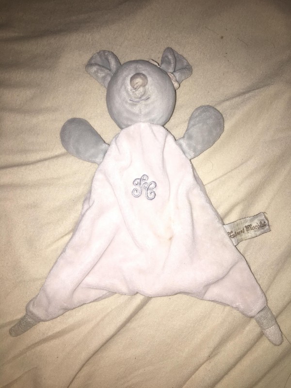Perdu doudou souris rose et gris