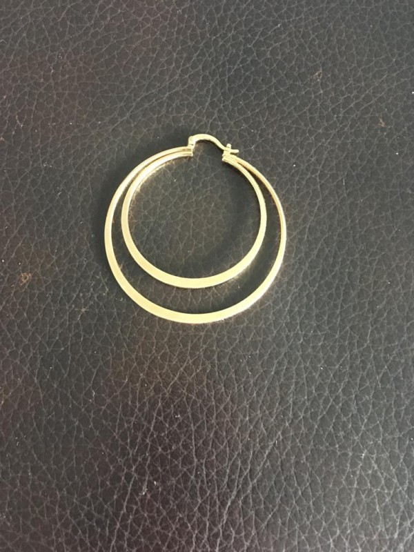 Boucle d'oreille