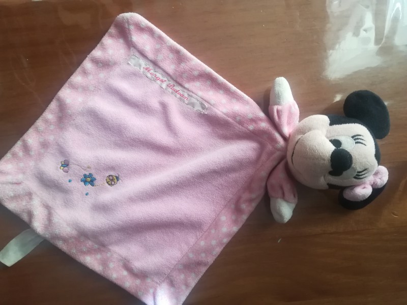 Doudou, minnie rose et noir, centre historique