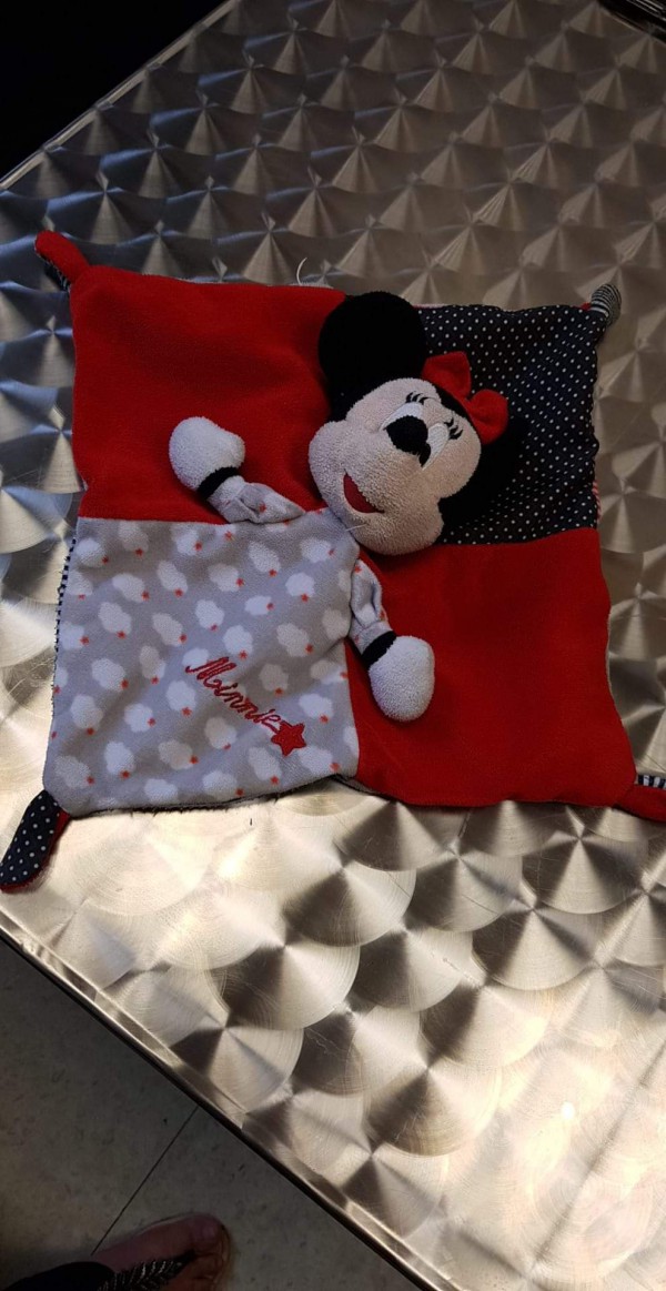 DOUDOU MINNIE