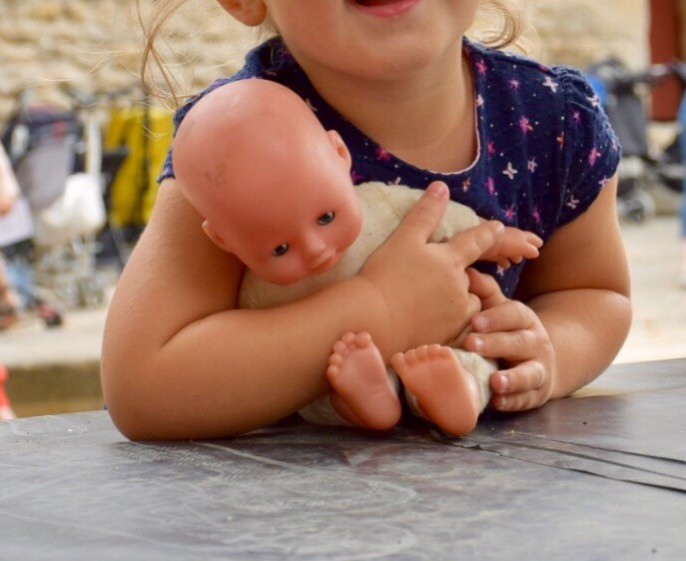 Perdu : Poupée bébé à La Cité de Carcassonne le 19/08/2019