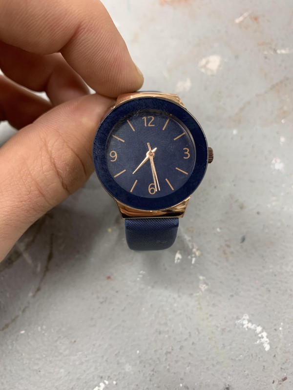 Montre trouvé à Lyon 1, limite quai jean moulin/quai André lassagne
