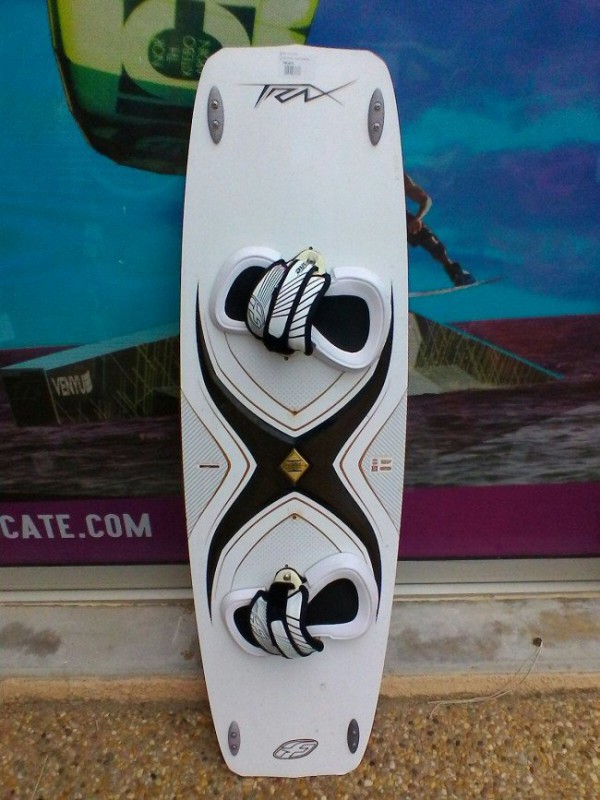 Planche de kite fone trax blanche