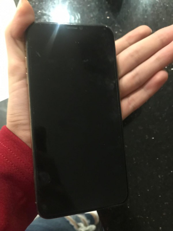 Téléphone ifone xs max gold