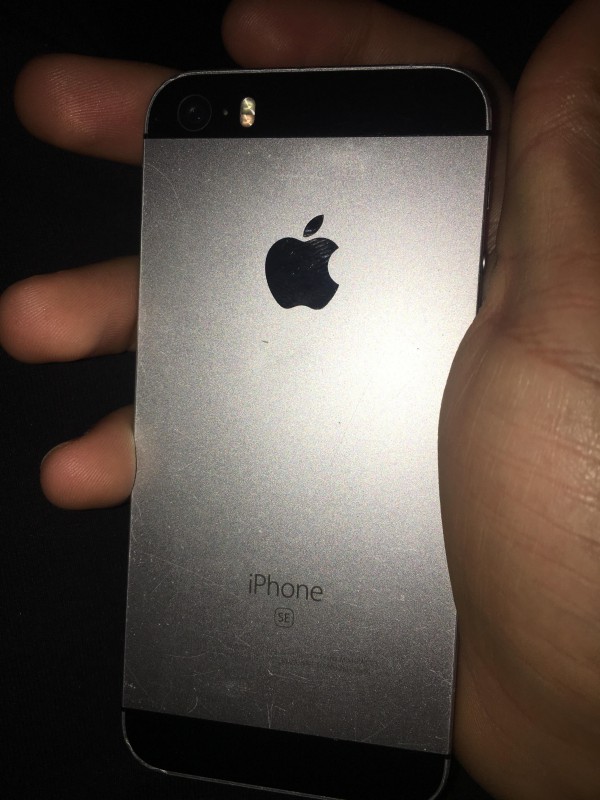 J’ai trouvé un iPhone SE