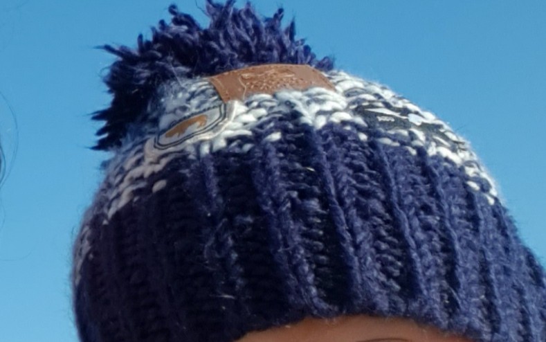 Bonnet d'enfant bleu