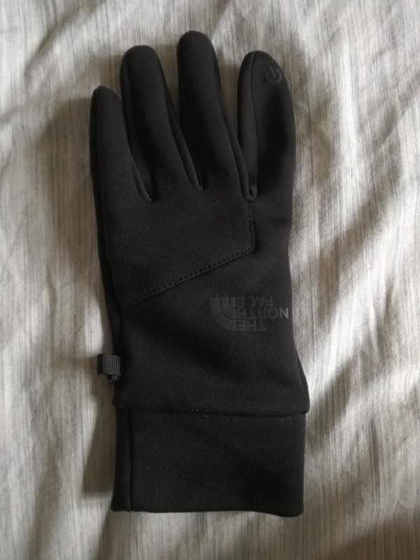 Perdu un gant The North Face noir à Rezé