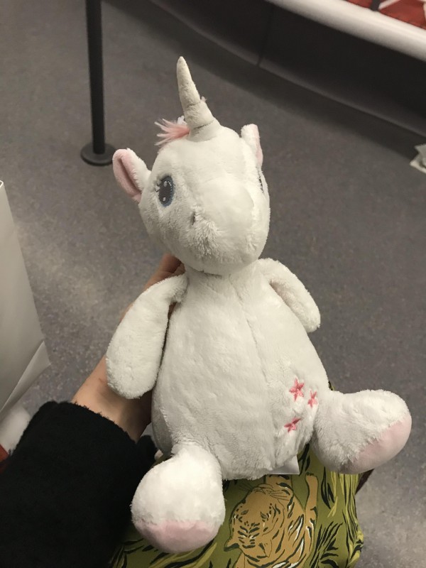 Doudou licorne trouvé dans le métro à Vaulx en Velin La Soie