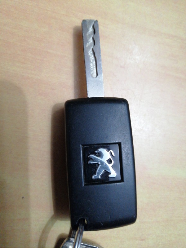 Clef de voiture Peugeot