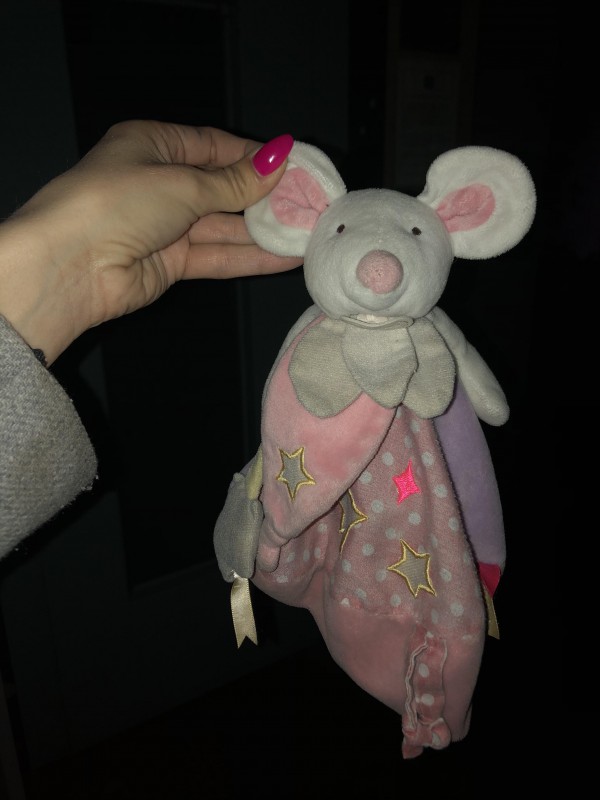 Doudou Souris rose trouvé à la Rouvière (Marseille)