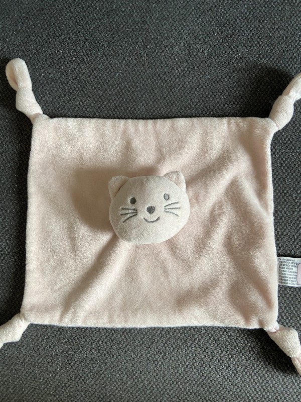 Doudou Chat rose Bout’chou