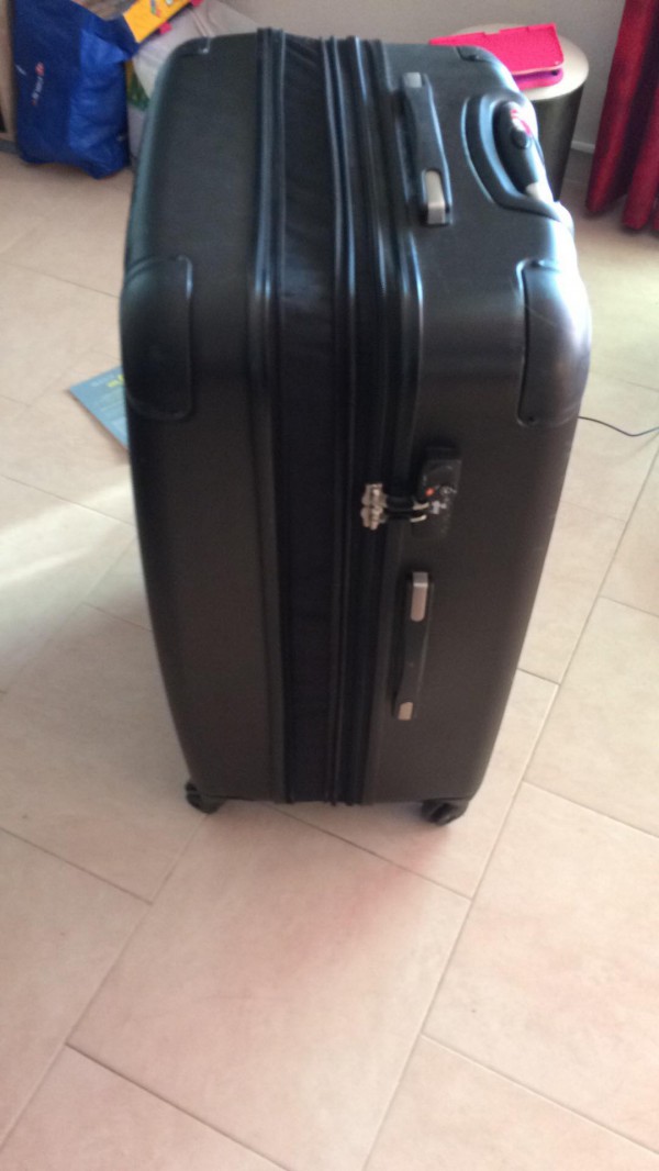 Perdue valise noire entre Paris Bercy et Chartres