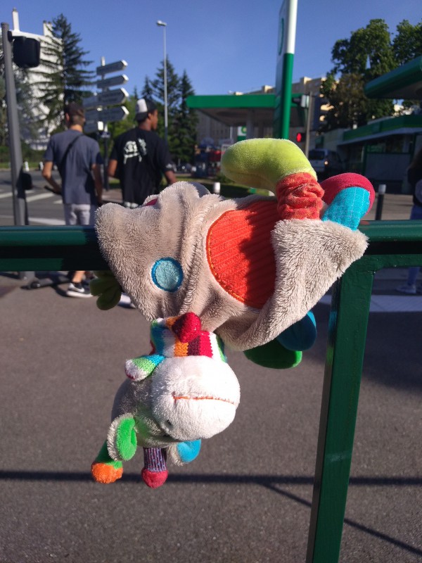 Doudou multicolore
