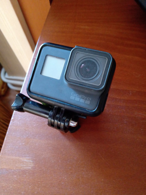 Camera GoPro trouvée à Grenoble au bord de l'Isere