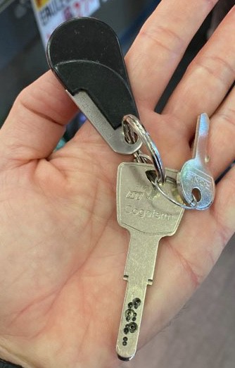 Clés et porte clés à paris 15eme 40 rue lacordaire 75015