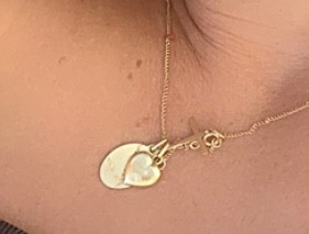 Perdu médaille et cœur en or