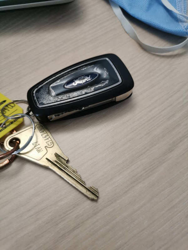 Trousseau de clefs voiture ford