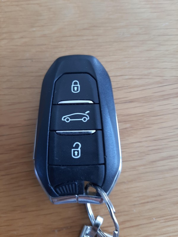 Clé Peugeot