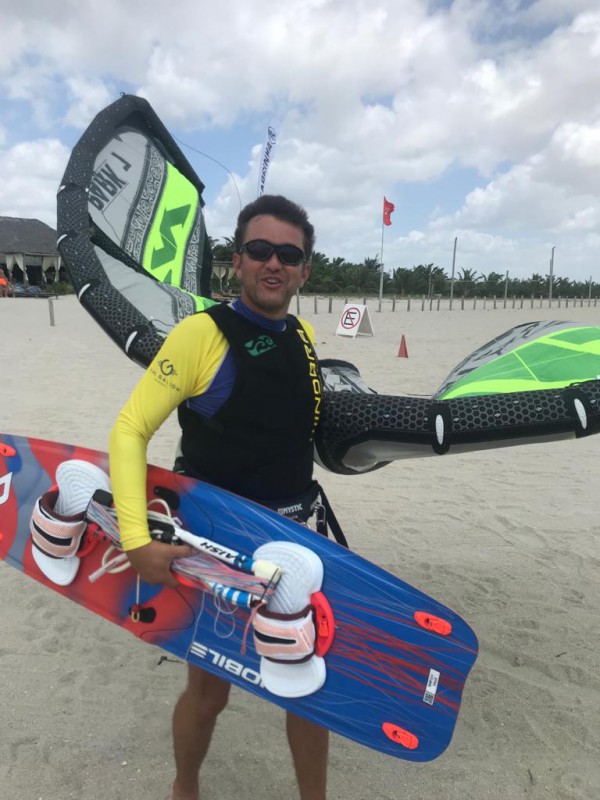 Perdu une planche de kite surf sur marque Nobile