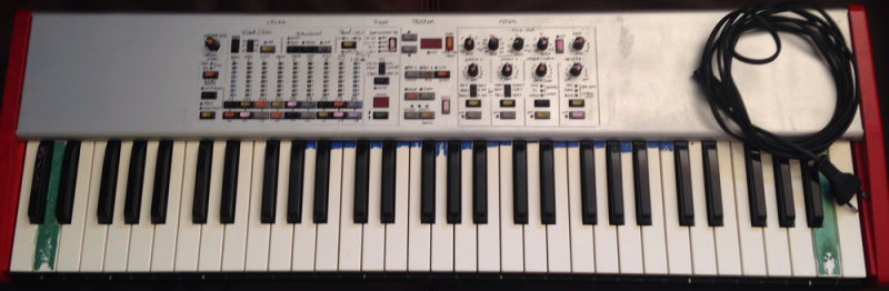 Nord Electro 3 (61 touches) repeint en gris, volé à Hem (59), revendu à Béthune (62)