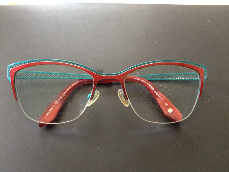 Trouvée paire de lunettes de vue