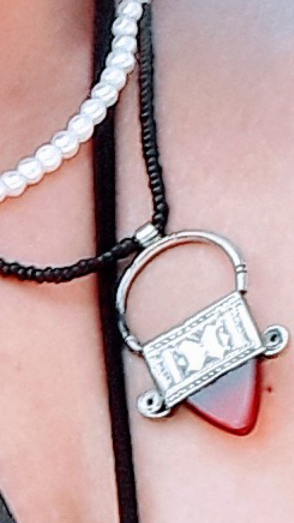 Collier noir argent