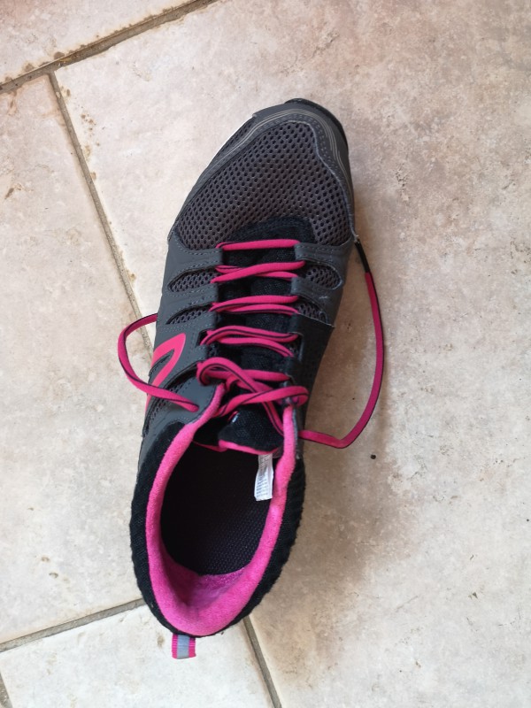 Perdu : chaussure de sport