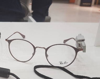 Perdu étui à lunettes contenant lunettes de vue à Anthea , antibes