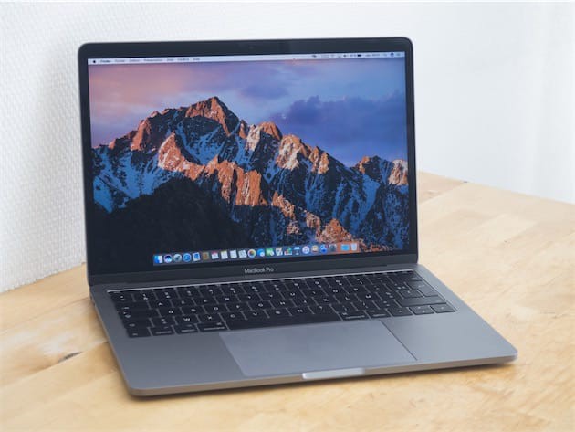 RECOMPENSE : Sacoche noire avec ordinateur macbook à Nantes, arrêt LOMBARDERIE bld E.ORIEUX