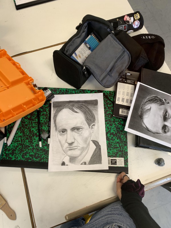 Pochette de Dessin dans le Ter Nice-Grasse