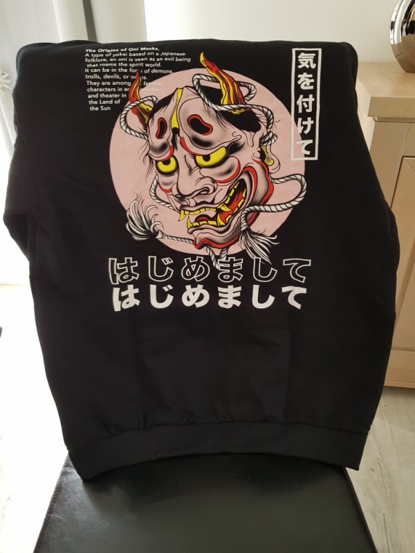 SWEAT SHIRT