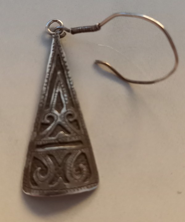 Perdue Boucle d'oreille triangulaire en argent