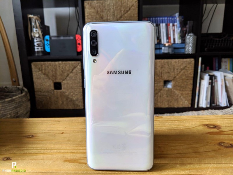 Galaxy A70 volé à Monplaisir