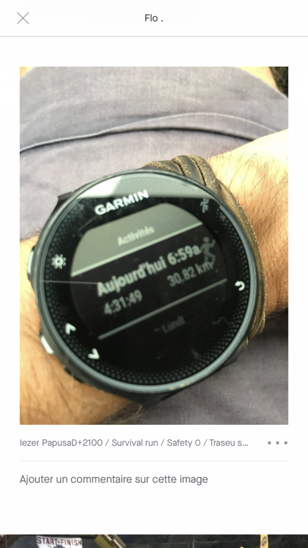 MONTRE GARMIN FORERUNNER BLACK