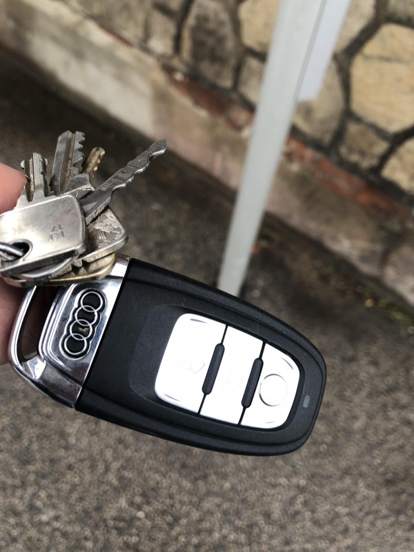 Clés de voiture Audi / Volkswagen trouvées à Toulouse