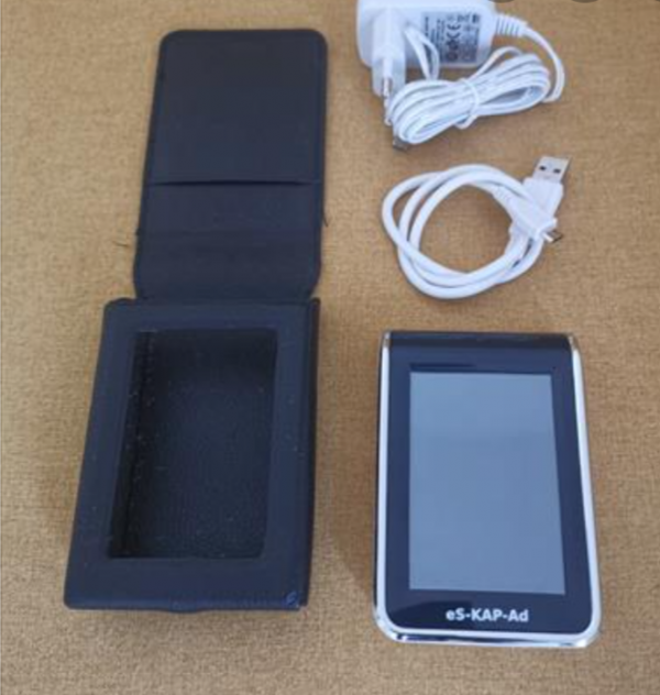 Lecteur de carte vitale portable et sac à dos professionnel infirmière libérale