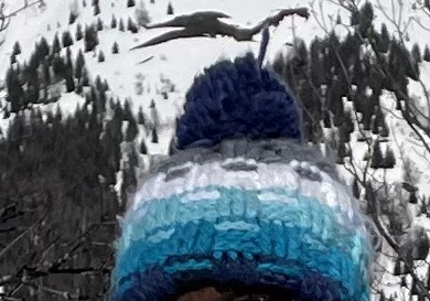 Bonnet femme couleur bleu et blanc