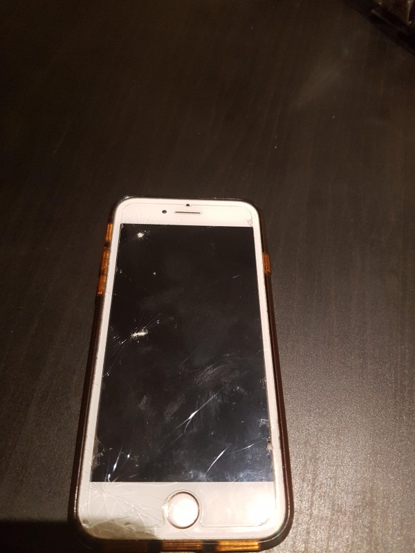 Trouver iphone 7 trouvé à lacanau océan station avia
