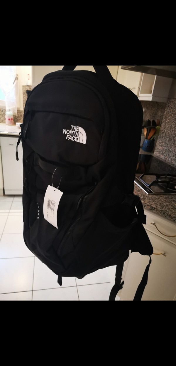 Sac à dos Noir North Face et PC MSI
