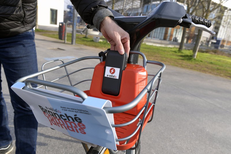 Batterie Velov sur vélo velo'v