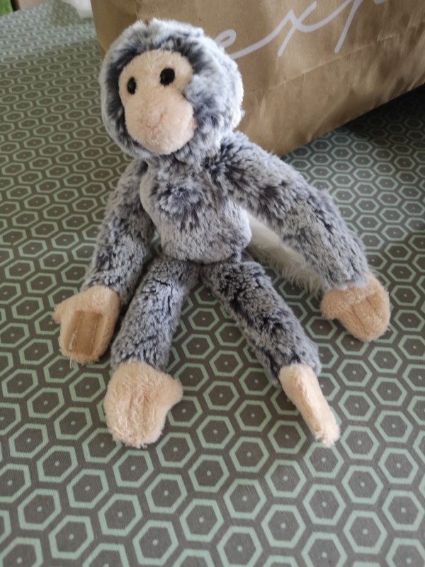 Peluche singe, genre kiki