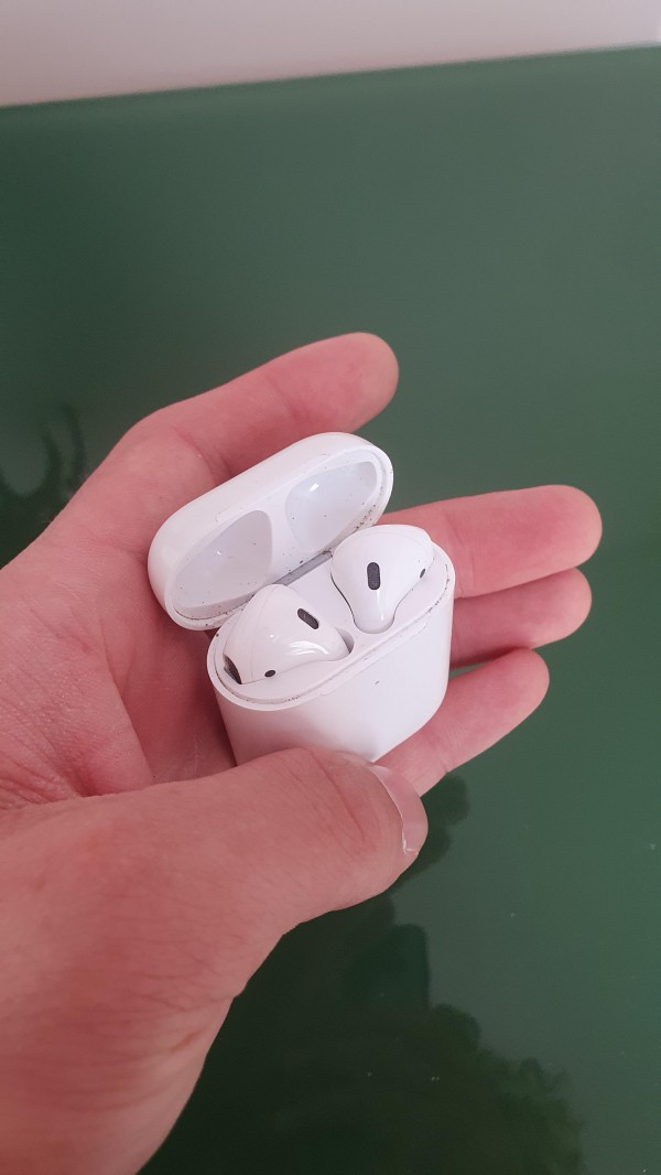 Airpods