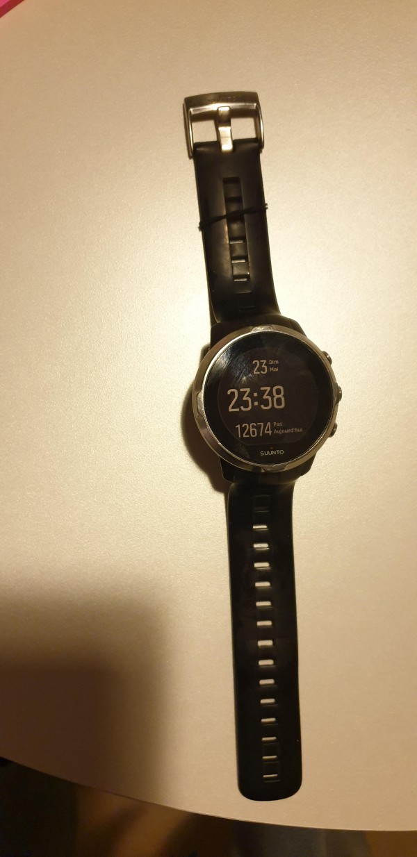 Montre Suunto trouvée à Lacanau-Ocean