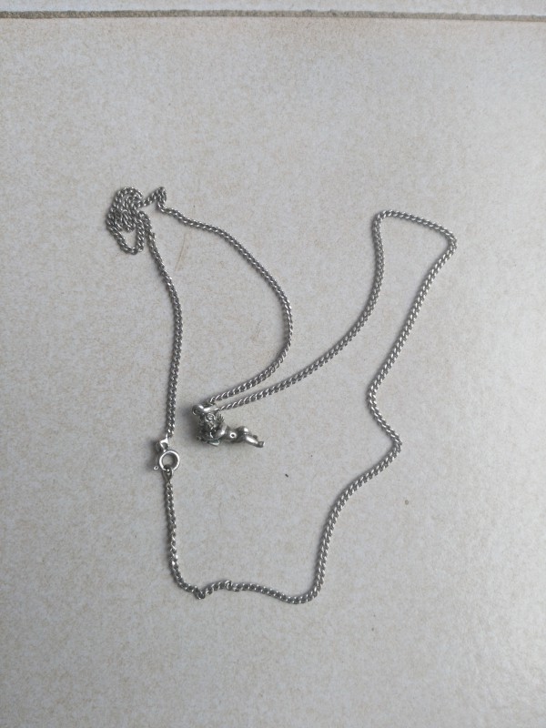 Collier pendentif petit ange