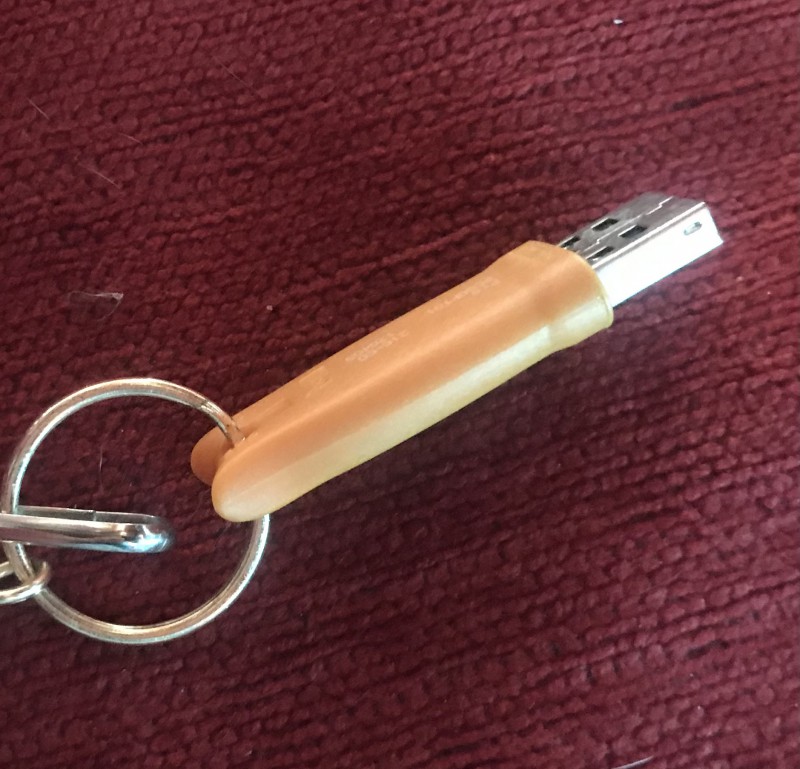 Perdues cles usb vendred 28 i au soir entre aeroport cite de l air et Intercontinental