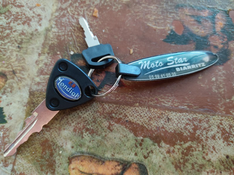 Clé moto Mondial