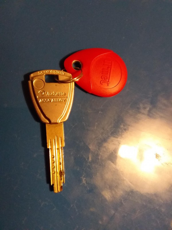 Badge + clé