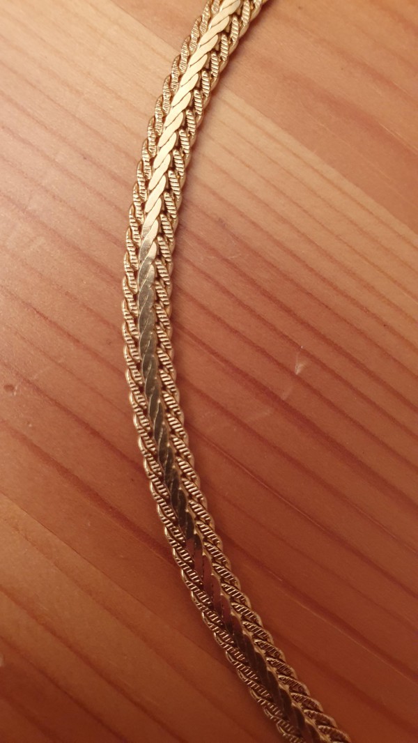 Bracelet en or, Avignon.