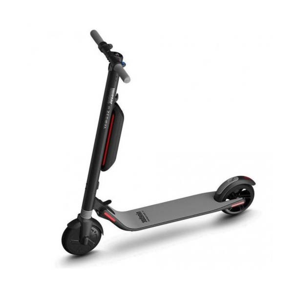 trotinette Ninebot by segway ES4 volée devant nice étoile