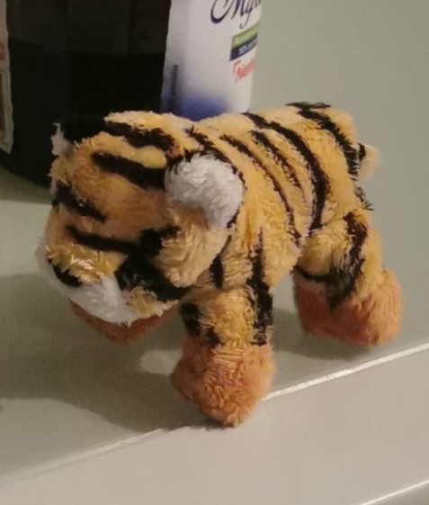 Perte doudou Tigre en peluche 10cm Aéroport Nantes Atlantique